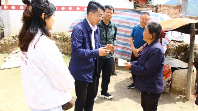 省招標(biāo)咨詢集團(tuán)深入磨壩藏族鄉(xiāng)<br/>扎實開展脫貧攻堅幫扶工作