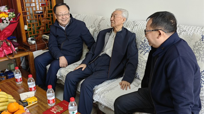 甘肅工程咨詢集團走訪慰問老專家