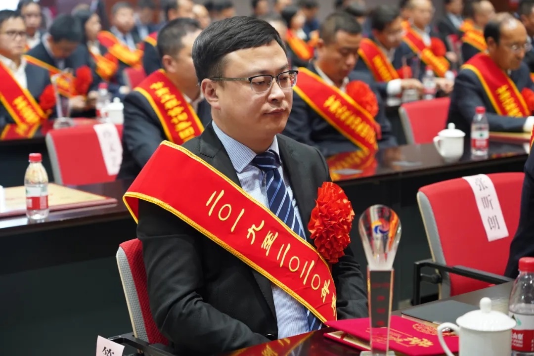 榜樣的力量:甘肅工程咨詢集團(tuán)2019—2020年度勞動(dòng)模范系列報(bào)道(十)李春暉